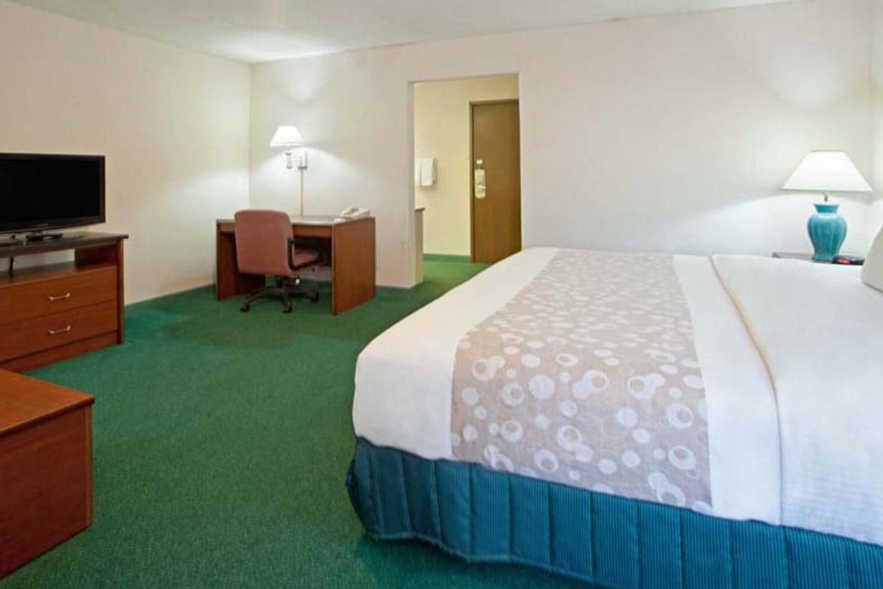 Norwood Inn & Suites Indianapolis East Post Drive المظهر الخارجي الصورة