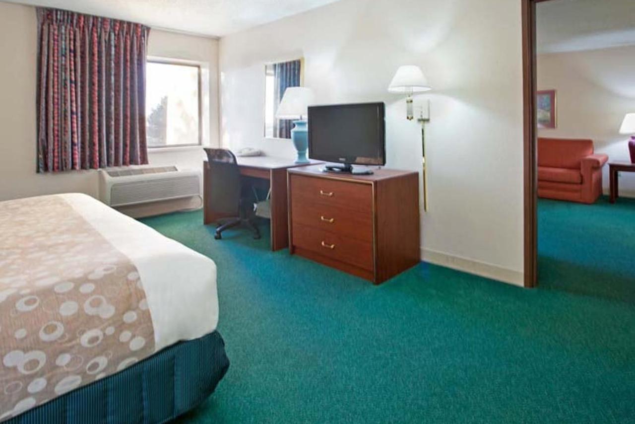 Norwood Inn & Suites Indianapolis East Post Drive المظهر الخارجي الصورة